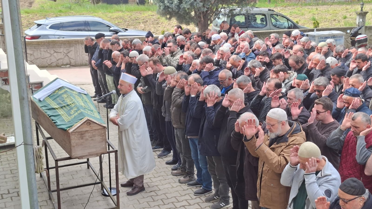 Kamyon şoförü Hüseyin Yüksek'e acı veda