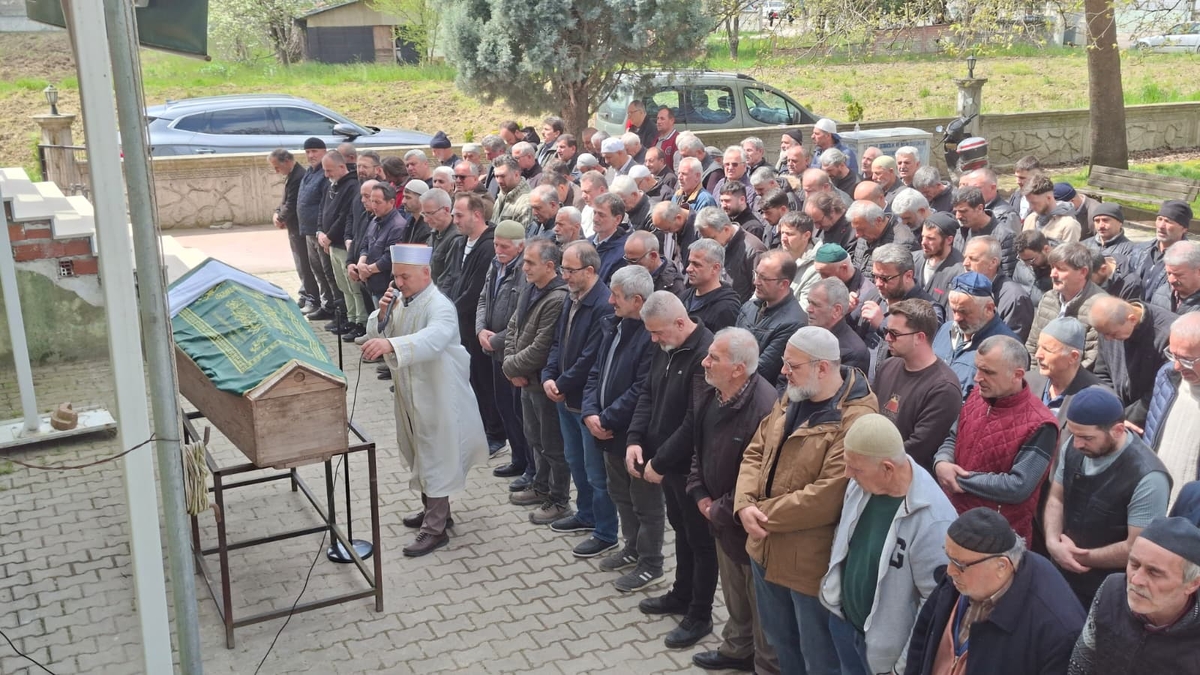 Kamyon şoförü Hüseyin Yüksek'e acı veda