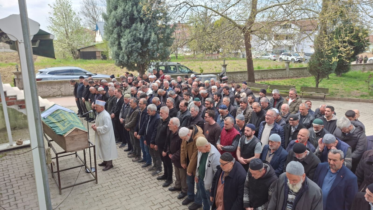 Kamyon şoförü Hüseyin Yüksek'e acı veda