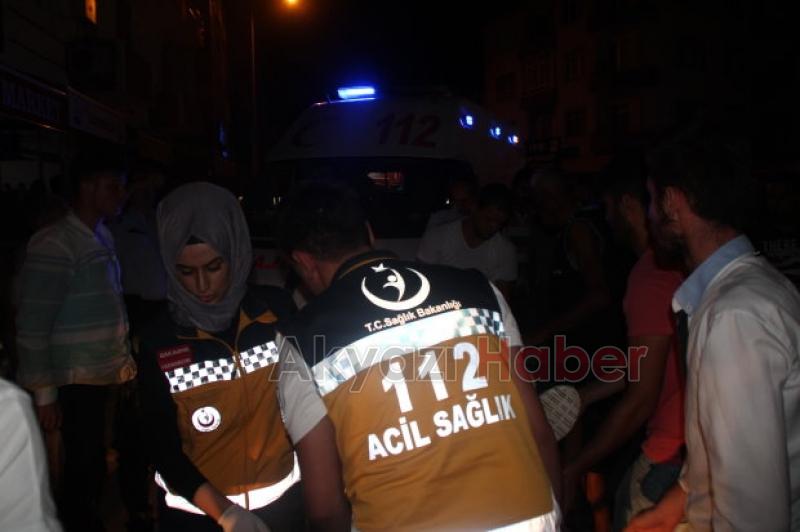 Kamyonet İle Motosiklet Çarpıştı