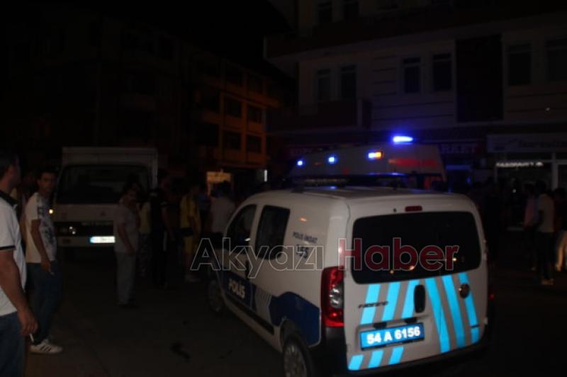 Kamyonet İle Motosiklet Çarpıştı