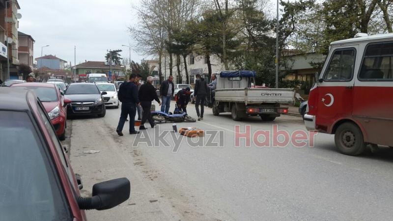 Kamyonet Motosiklete Çarptı