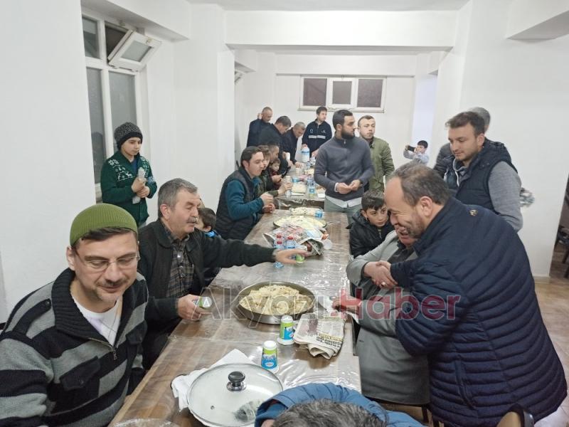 Kandili böyle karşılıyorlar