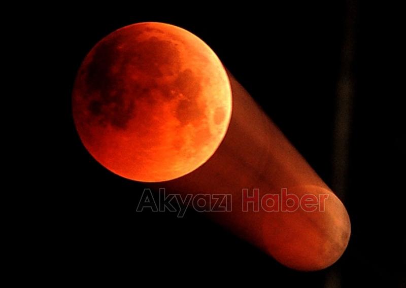 Kanlı Ay Tutulmasından Muhteşem Fotoğraflar 