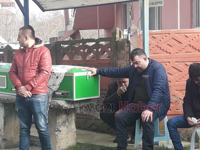 Kansere Yenik Düşen Melike Dualarla Defnedildi