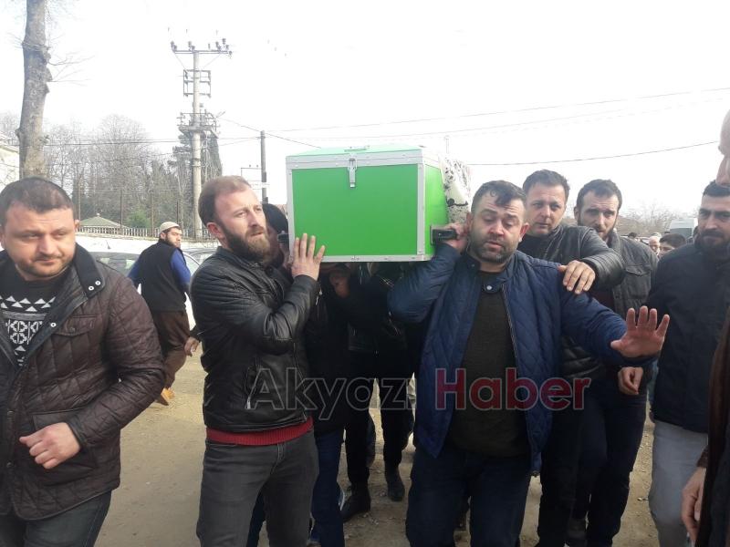 Kansere Yenik Düşen Melike Dualarla Defnedildi