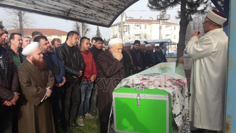 Kansere Yenik Düşen Melike Dualarla Defnedildi