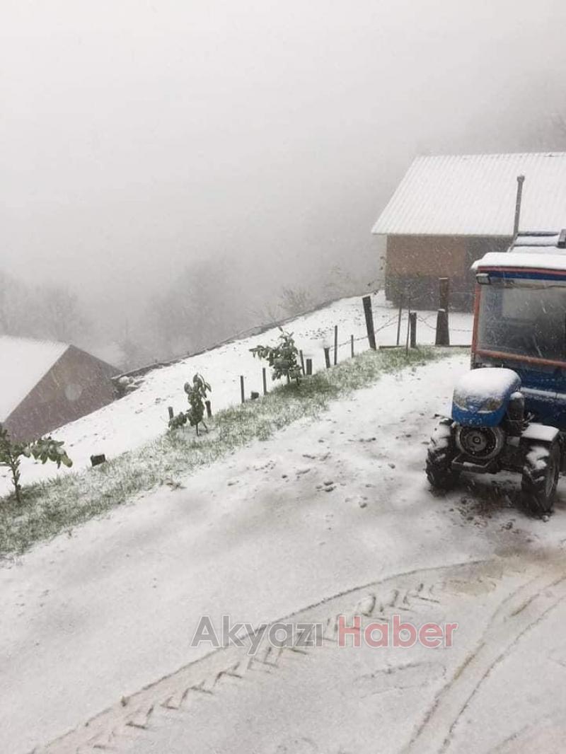 Kar kalınlığı 20 santimetreyi buldu