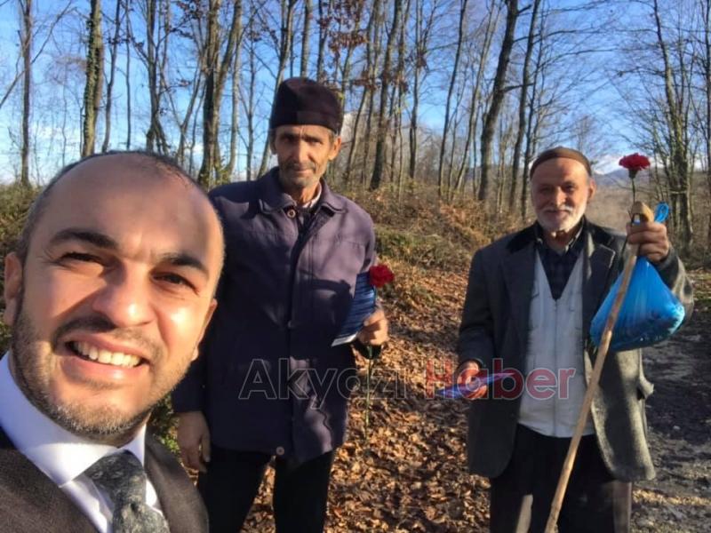 Kar ve soğuk dinlemeden  Köy köy mahalle mahalle geziyor