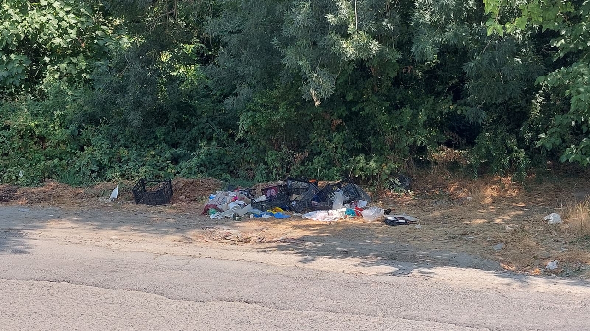 Karacasu Caddesi’nde Görülen Çirkin Manzara: Yangın Riski Her An Kapıda!