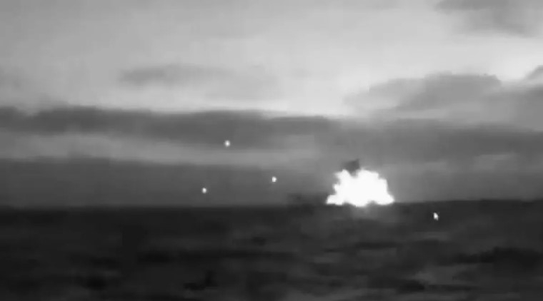 Karadeniz'de petrol tanker gemisi böyle vuruldu