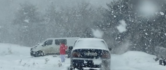 Karagöl Yaylası'nda mahsur kalanlar kurtarıldı