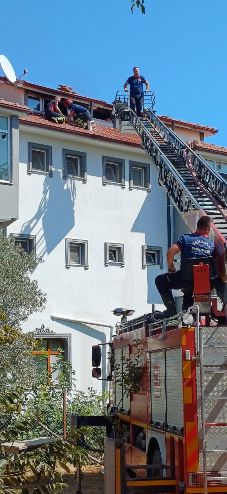 Karapürçek'te yangın