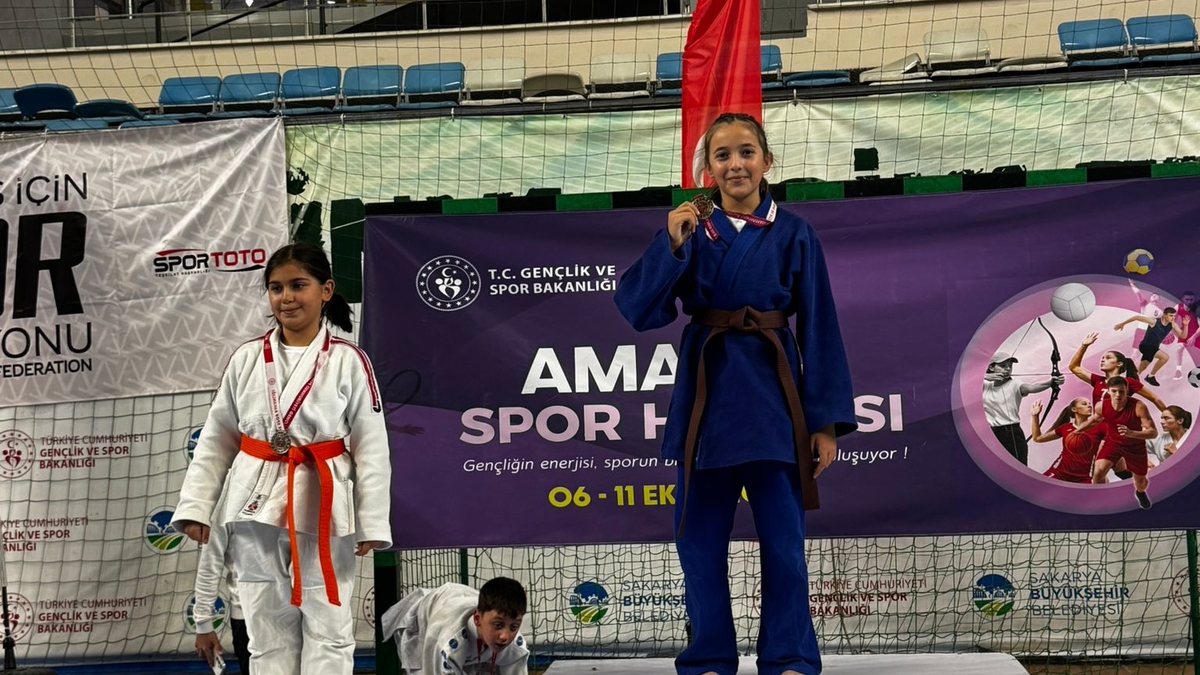 Karapürçekli Judocular şampiyonaya damga vurdu