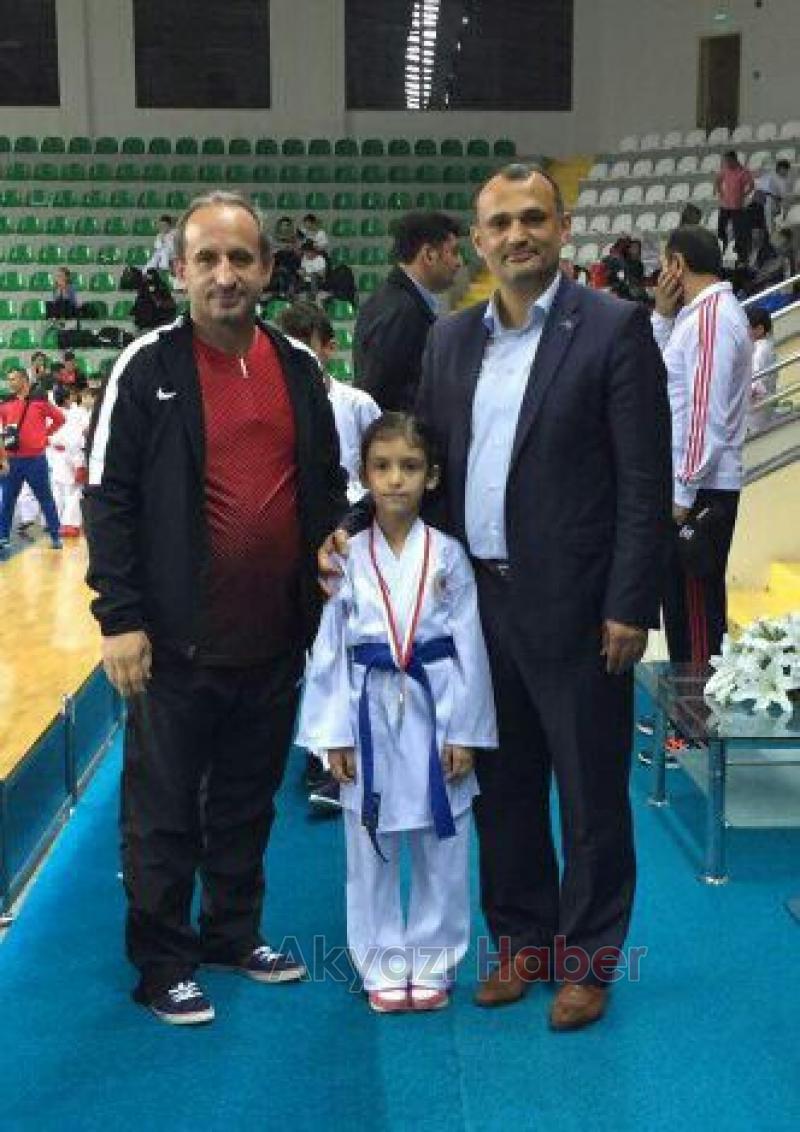 Karateciler Madalyasız Dönmedi