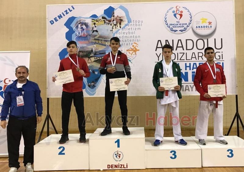 KARATECİLERİN HIZINA YETISILMIYOR