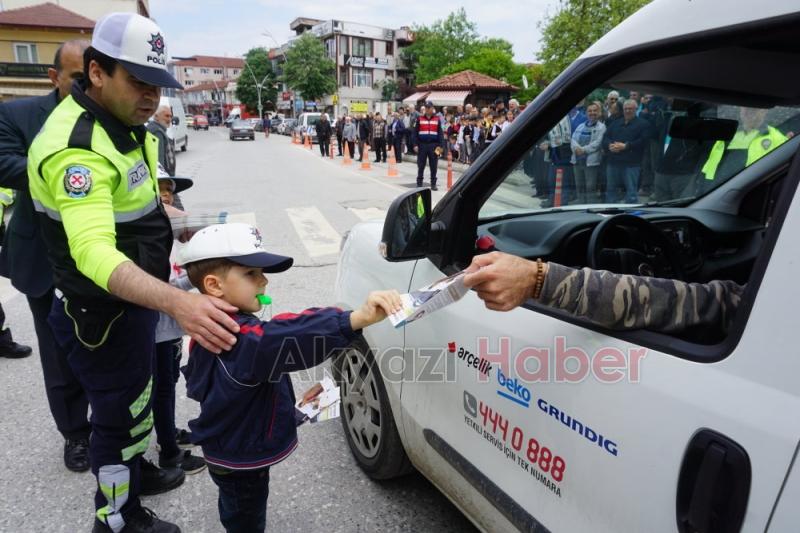 Karayolu Trafik Güvenliği Günü ve Trafik Haftası kutlandı