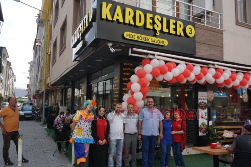 Kardeşler Pide Börek salonu Yeni şubesini açtı