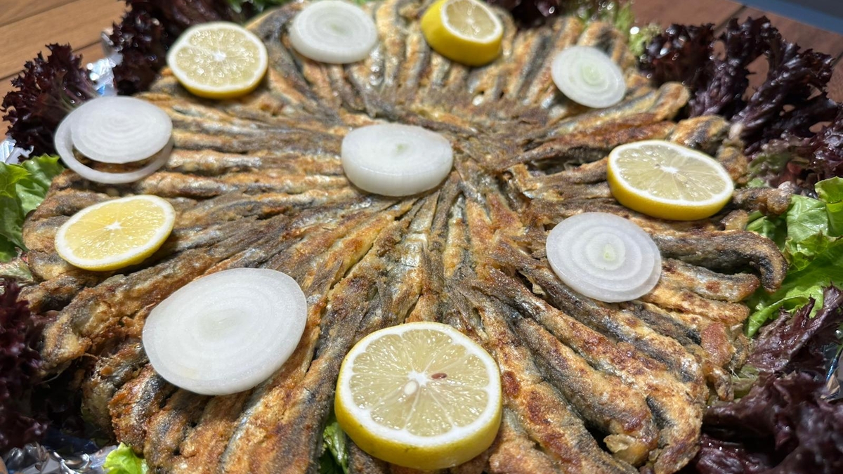 Karne Günü Sevinci Akyazı’da Lezzetle Kutlanıyor. Çocuklarla Keyifli Tatilin Adresi Balıkçı Osman!