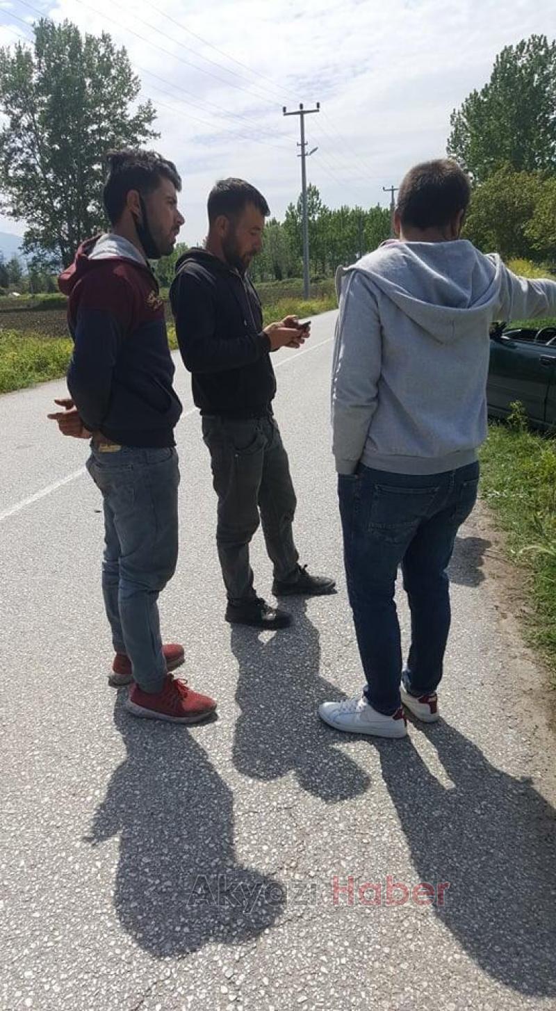 Karşı yöne geçip otomobille çarpıştı