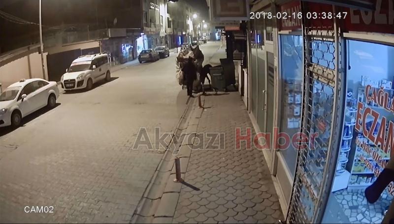 Karton Toplayan Hırsızlar Rögar Kapağını da Çaldı