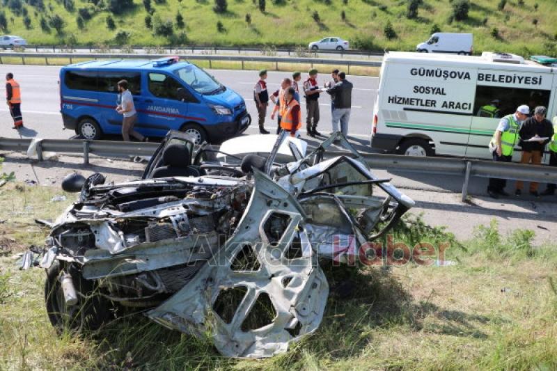  Katliam Gibi Kaza 4 Ölü