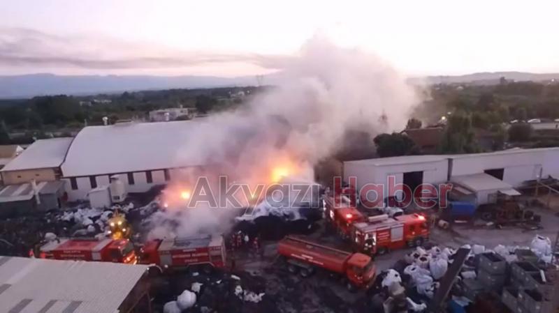 Kauçuk Fabrikasında yangın 