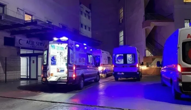 Kavgada bıçaklandı