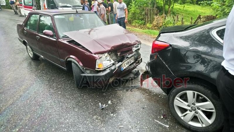  Kaygan Yol Zincirleme Kazaya Sebep Oldu