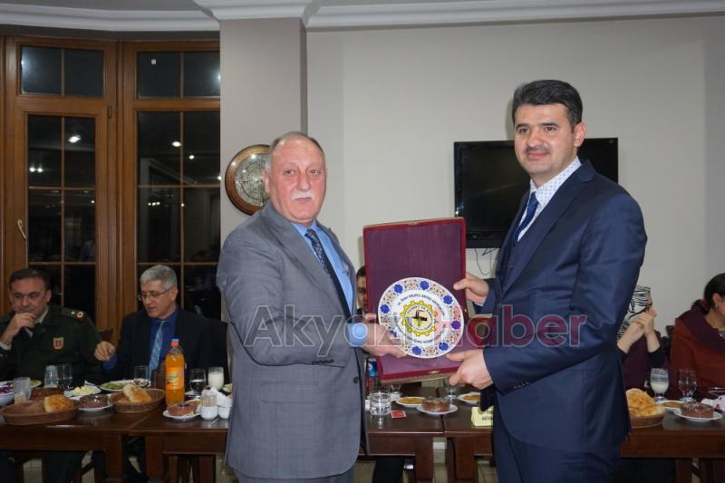 Kaymakam Kalaylı'na Veda Yemeği Düzenlendi