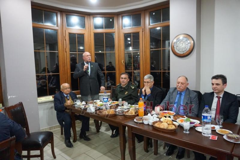 Kaymakam Kalaylı'na Veda Yemeği Düzenlendi