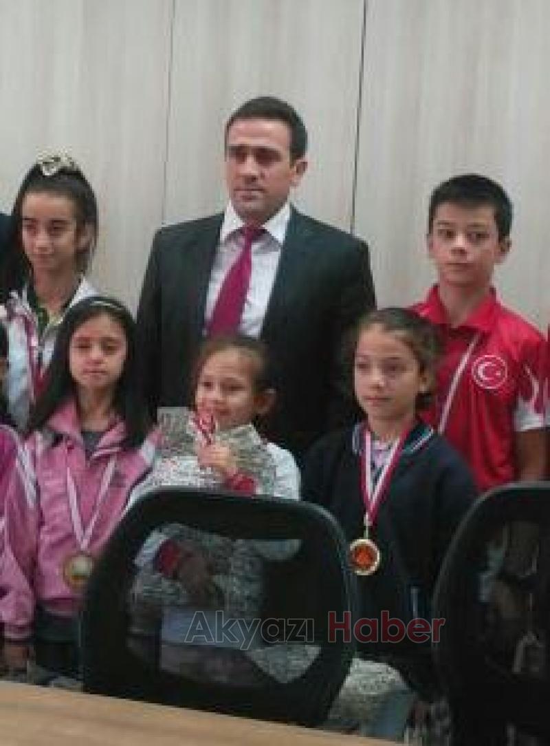 Kaymakam Vekilinden Sporculara Ödül 