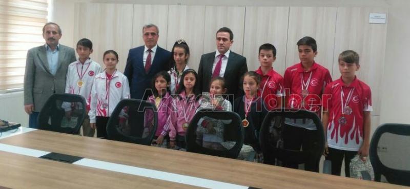 Kaymakam Vekilinden Sporculara Ödül 