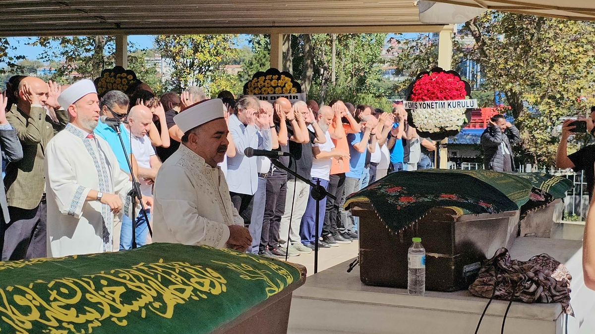Kaza kurbanı çift toprağa verildi