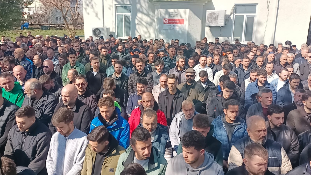 Kazada hayatını kaybeden genç gözyaşları içinde toprağa verildi