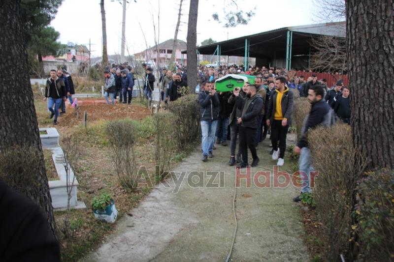 Kazada Hayatını Kaybeden İlker Gözyaşlarıyla Defnedildi