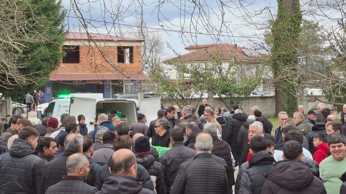 Kazada hayatını kaybeden sürücü toprağa verildi