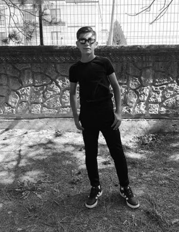 Kazada ölen 13 ve 14 yaşlarındaki iki kardeşe acı veda