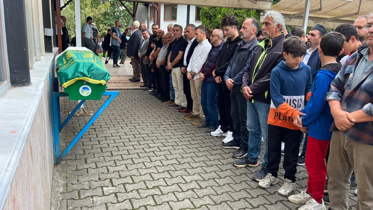 Kazada ölen 14 yaşındaki çocuğa acı veda