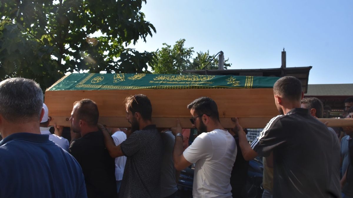 Kazada ölen belediye personeline acı veda