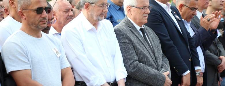 Kazada şehit olan polis İsmail Safa Gülel toprağa verildi