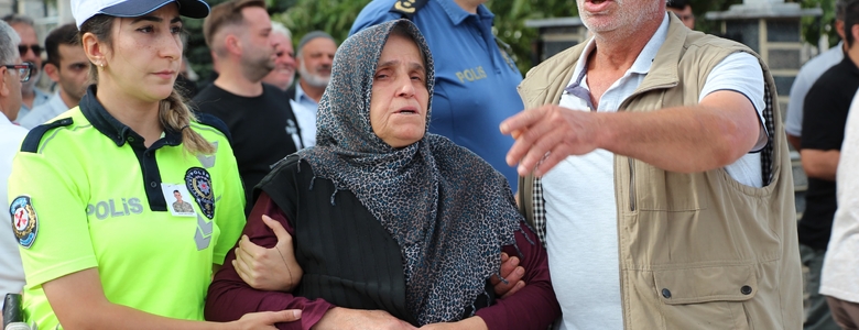 Kazada şehit olan polis İsmail Safa Gülel toprağa verildi