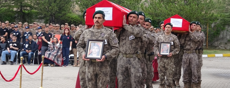Kazada şehit olan polisin cenazesi Akyazı'ya gönderildi