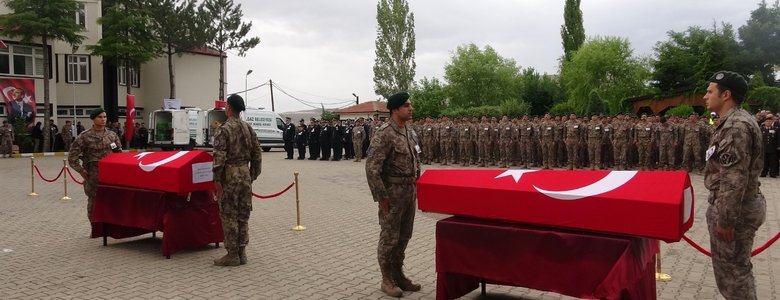 Kazada şehit olan polisin cenazesi Akyazı'ya gönderildi