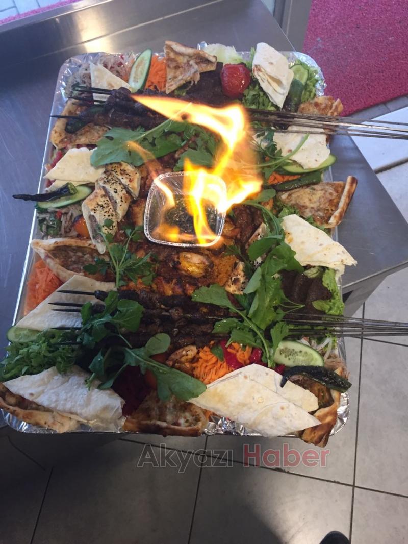 Kebapçı Niyazi Usta sizi Antep Sofrasına Davet Ediyor