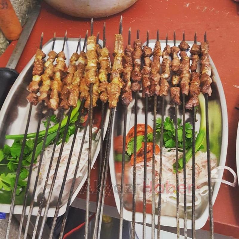 Kebapçı Niyazi Usta sizi Antep Sofrasına Davet Ediyor