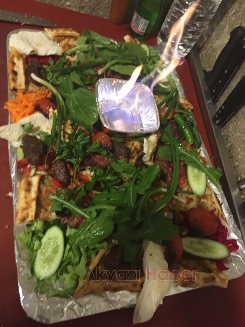 Kebapçı Niyazi Usta sizi Antep Sofrasına Davet Ediyor