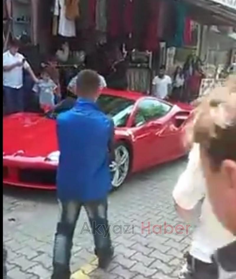   Kenan Sofuoğlu Akyazıda Miniklerin İlgi Odağı Oldu