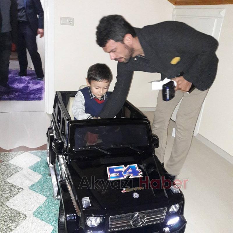 Kenan Sofuoğlundan Şehit Kaymakamın Oğluna Akülü Araba