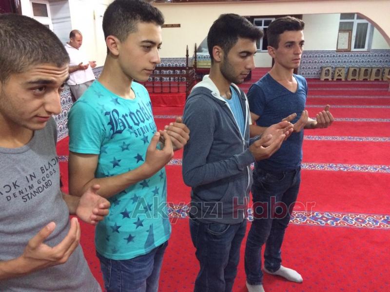 KEPEKLİ KÖYÜ CAMİİNDE SAKAL-I ŞERİF HEYECANI